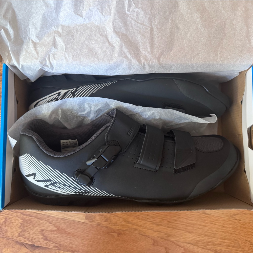 Shimano ME3 Men's Cycling Shoes – Size EU 49, US 13.2, CM 31.2– Black/white